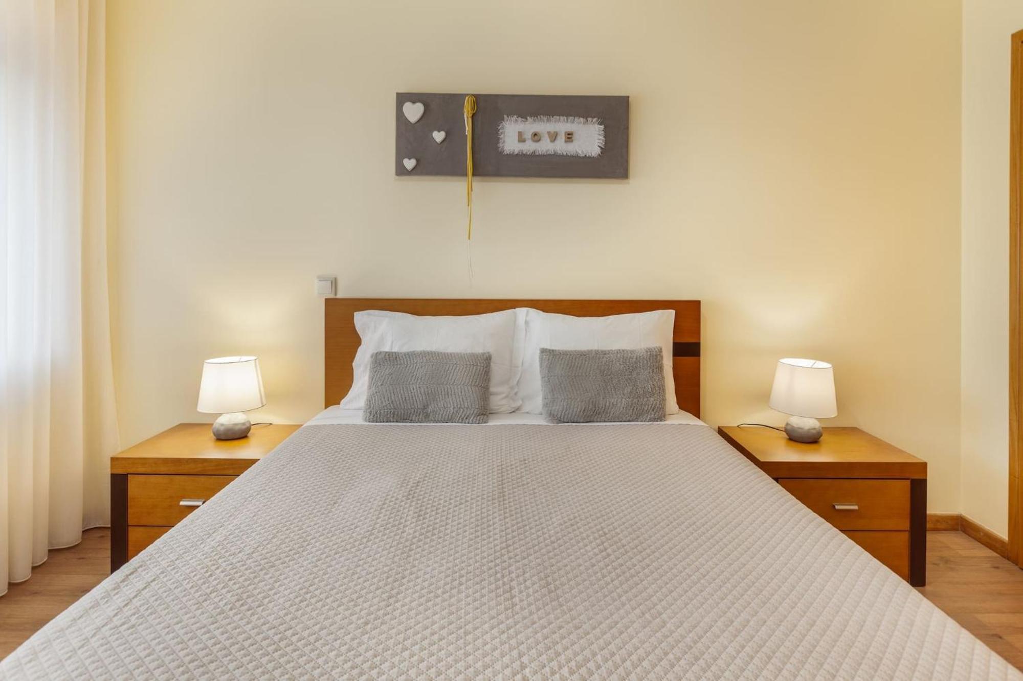Apartamento Girassol - Minho'S Guest บรากา ภายนอก รูปภาพ